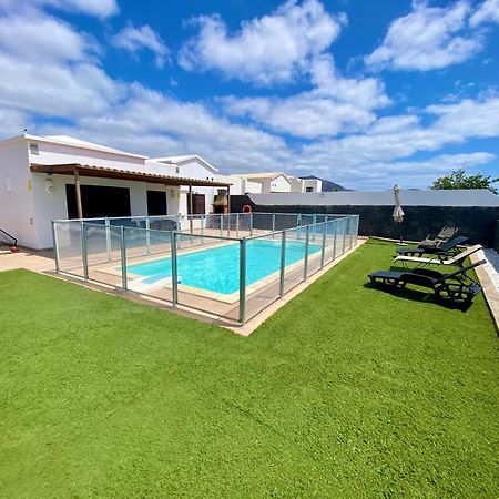 Villa Abuelo Paco - Private Heated Pool Playa Blanca  Exterior photo